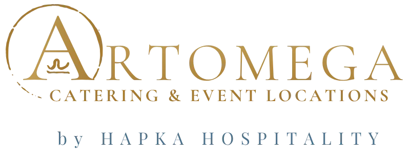 Das offizielle Logo von Artomega Catering, einer Marke von Hapka Hospitality.